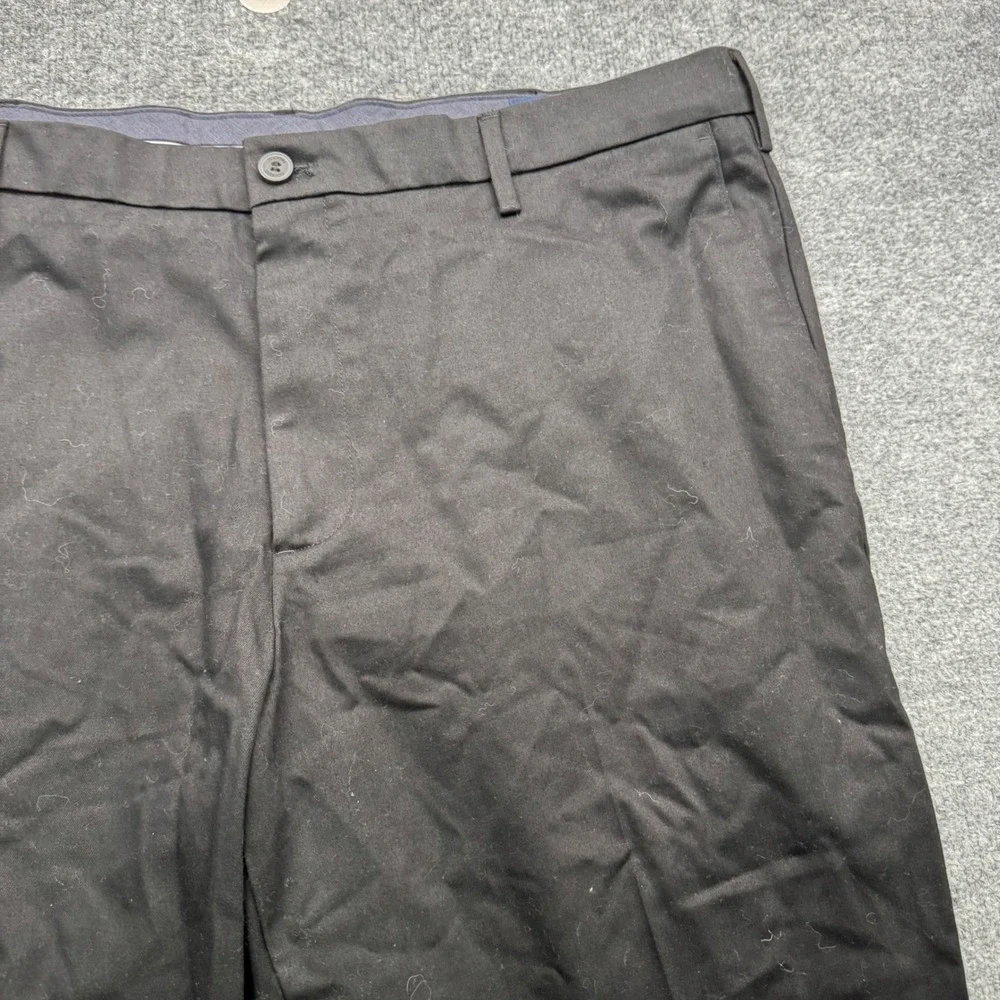 Dockers Signature Khaki Pants Mens 40x29 Black Classic Fit Lux Cotton Stretch